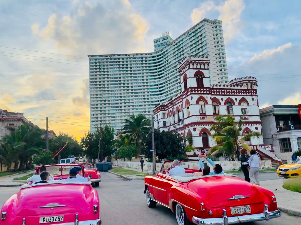 Heading to the Hotel National